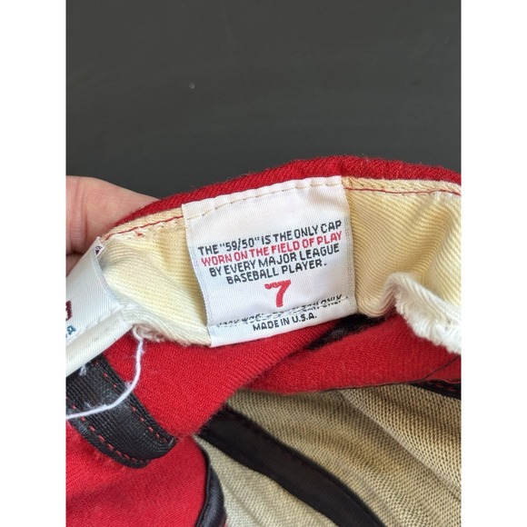 Vintage New Era Chicago‎ White Sox Red Hat Size 7 - Picture 15 of 16